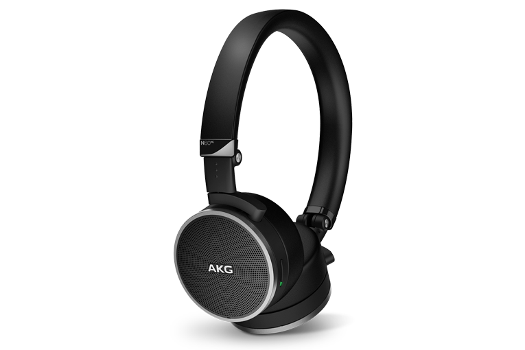 AKG