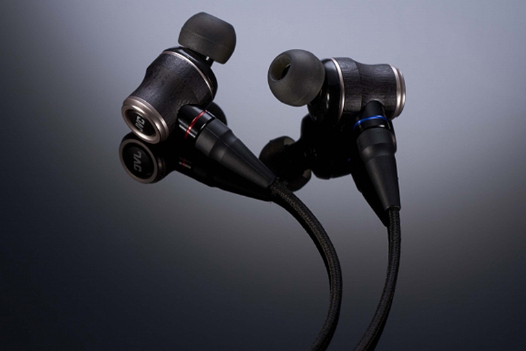 SoundStage! Solo | SoundStageSolo.com - JVC HA-FW01 Earphones